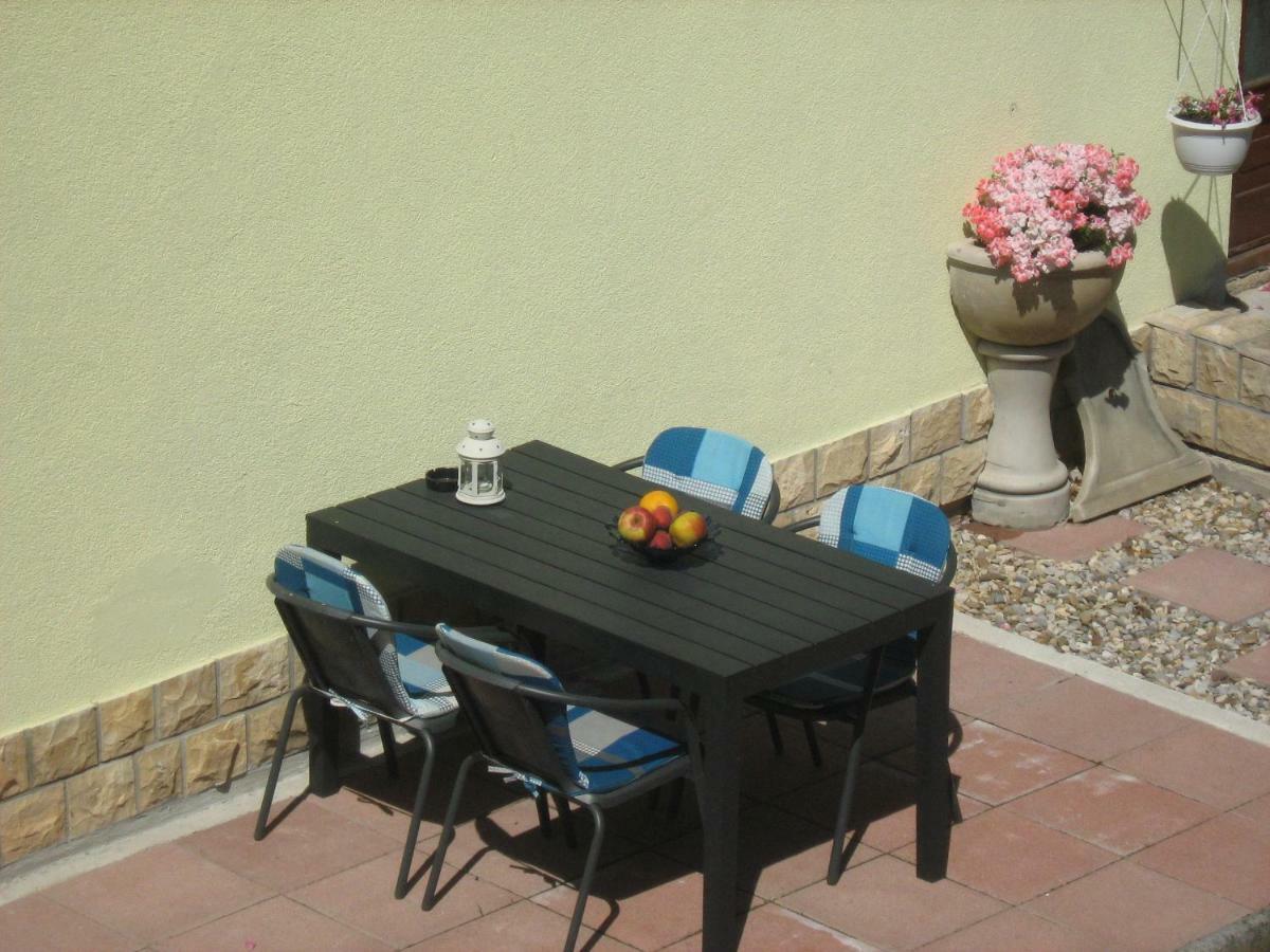 Guesthouse Mario Korenica Εξωτερικό φωτογραφία